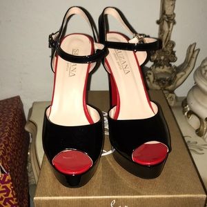 Suzana Paris Platform Heels